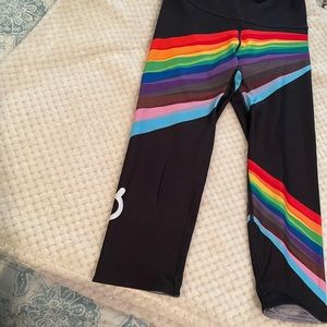Peloton Pride cropped leggings